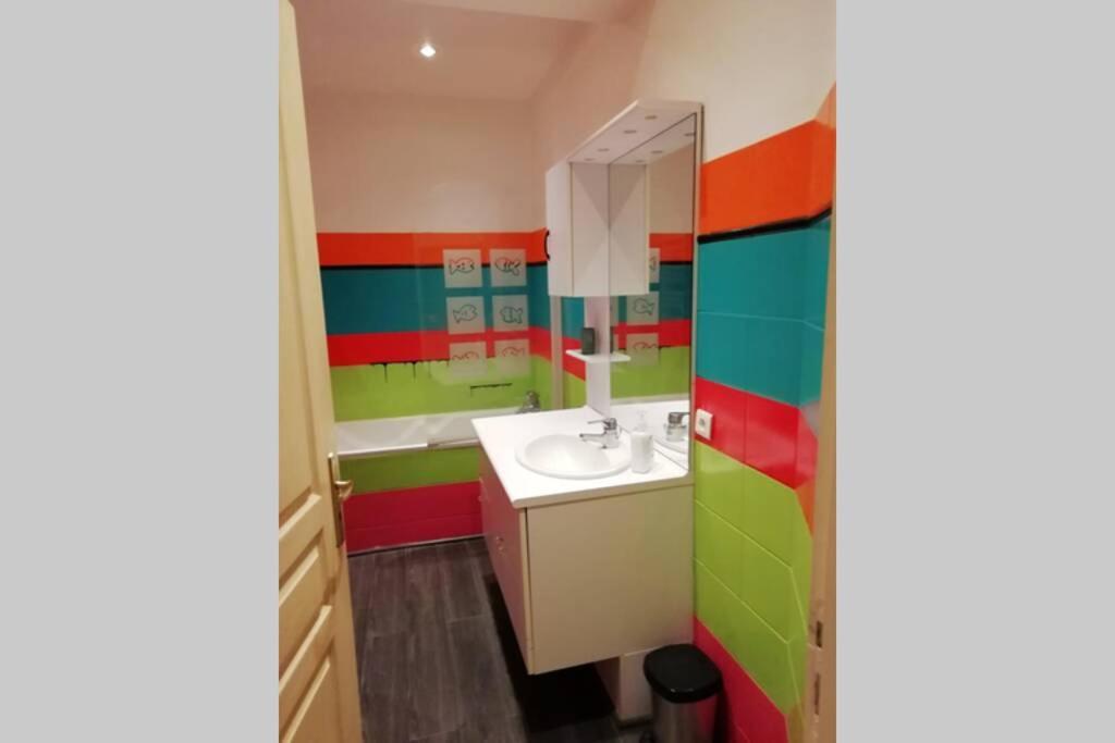 Tulle : Bel Appartement Lumineux En Centre Ville 외부 사진